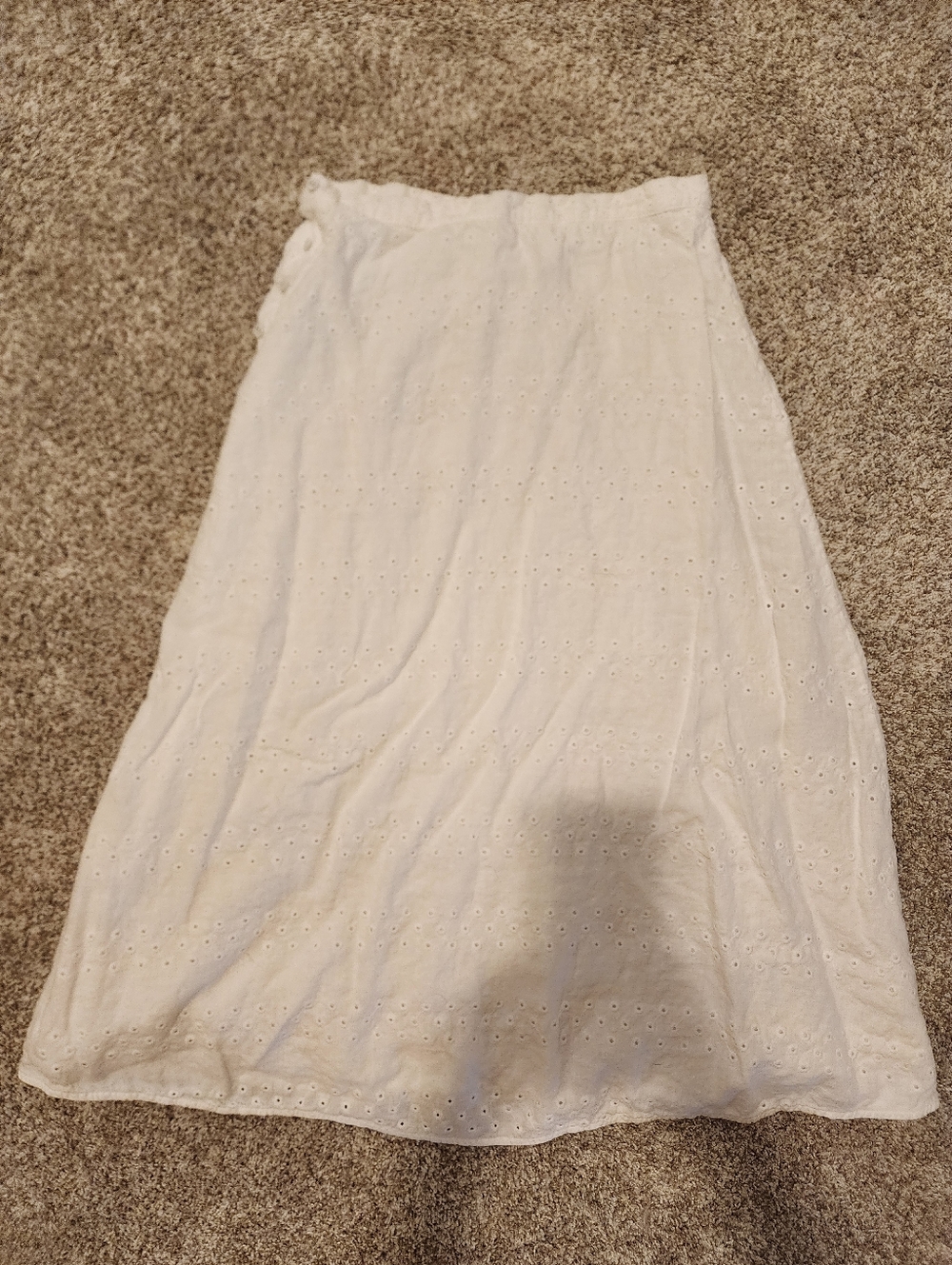 EUC Everlane Eyelet Skirt 100% Linen - Picture 4 of 7